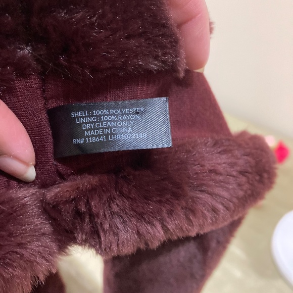2 for 1! Lane Bryant Faux Fur Infinity Scarves, Burgundy and Teal (NWT) - Picture 10 of 13